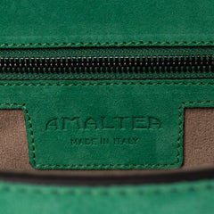 La Tremenda Amaltea Pochette|Colore:Smeraldo suede - Logo Brunito